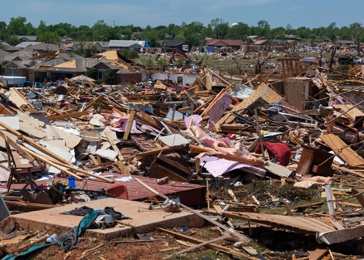 Hurricanes & Tornadoes