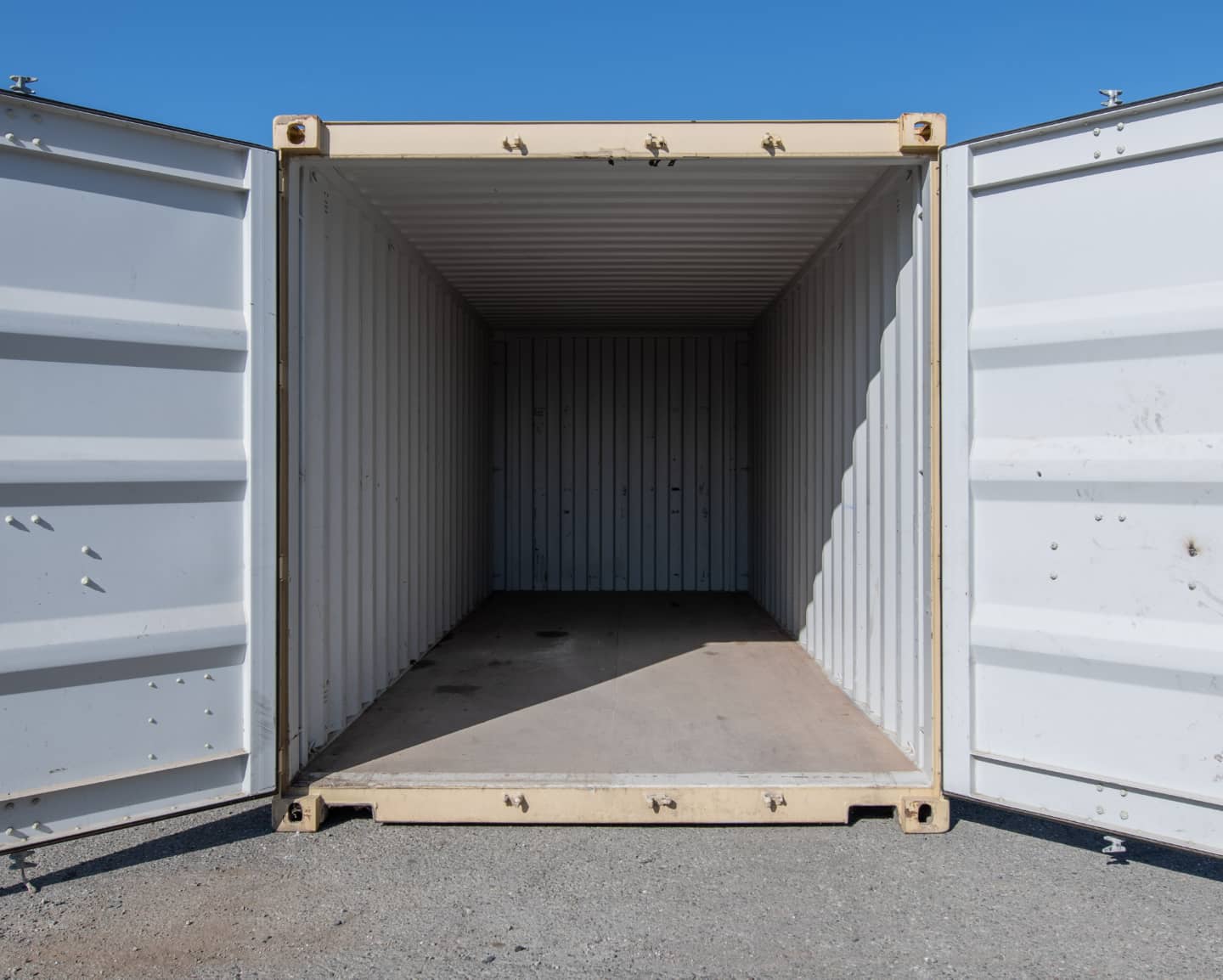 https://www.mobilemodularcontainers.com/Contents/images/Location/buying_containers_fl.jpg