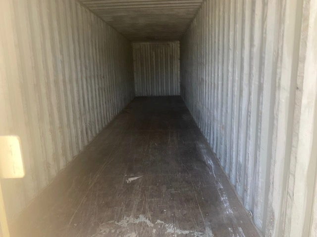 40' Storage Container image 5