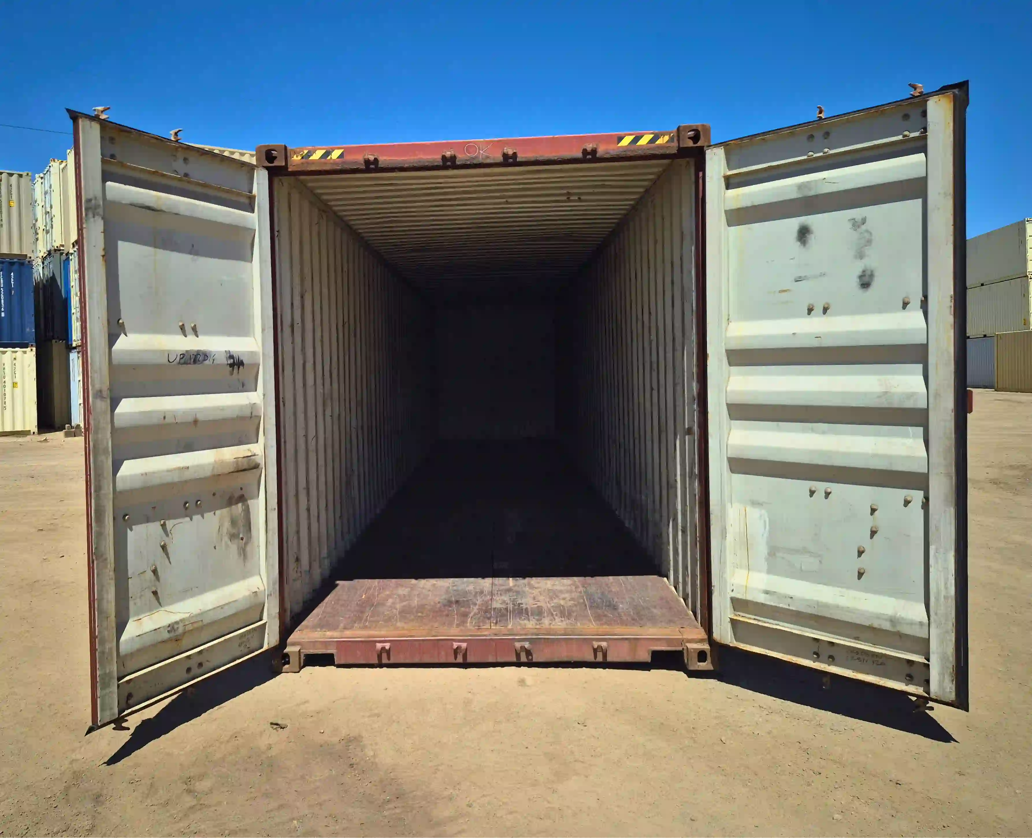 40' Storage Container image 3
