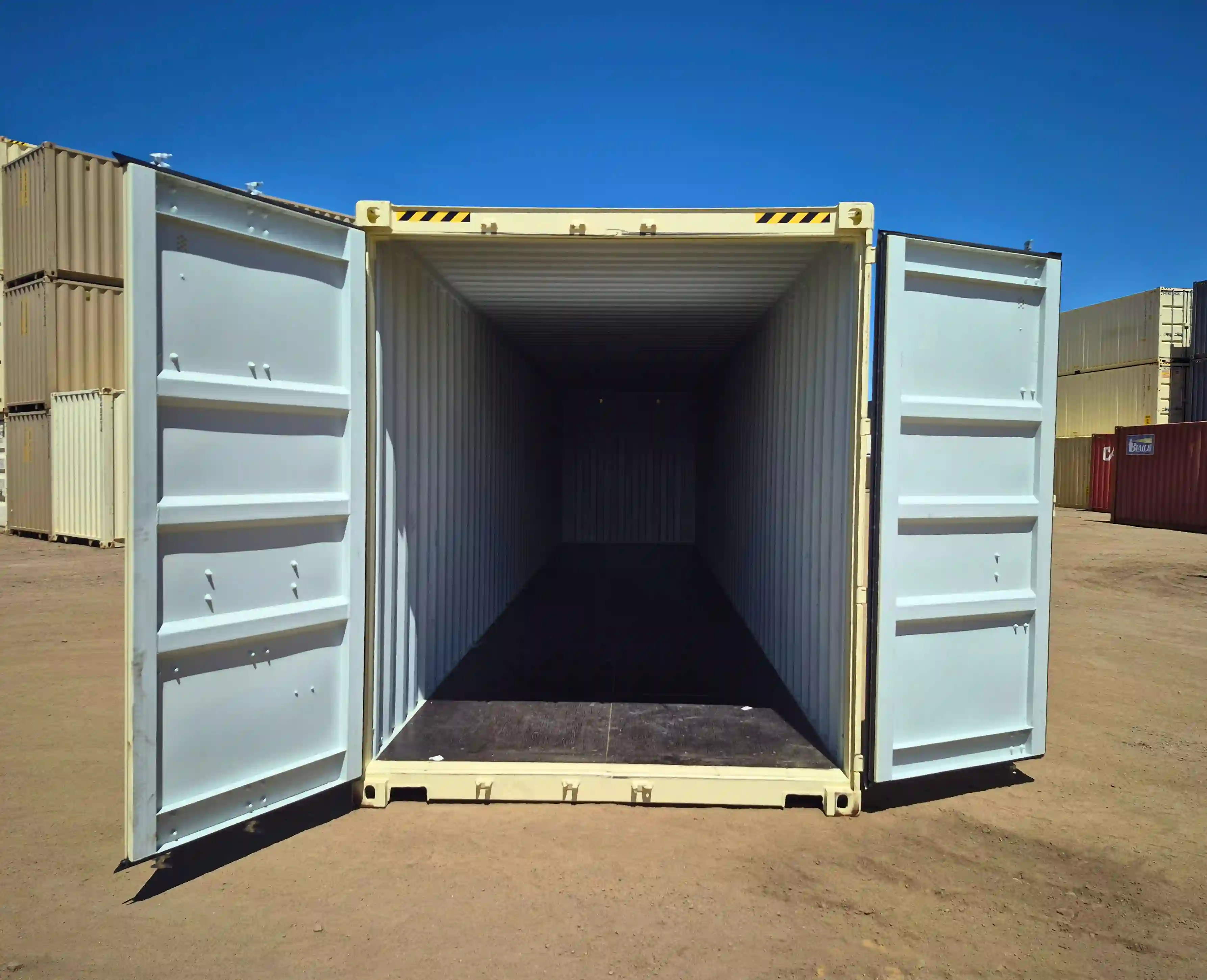 40' Storage Container image 3