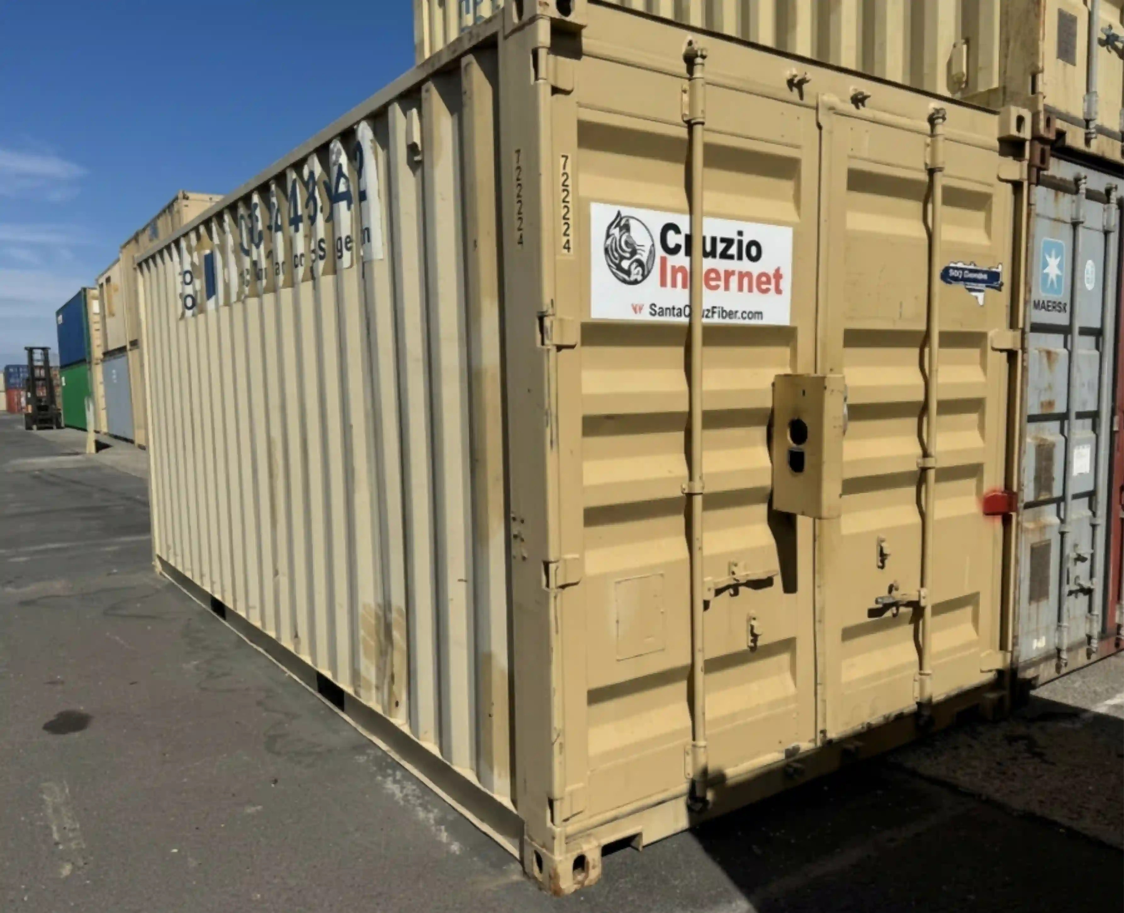 20' Storage Container image 3