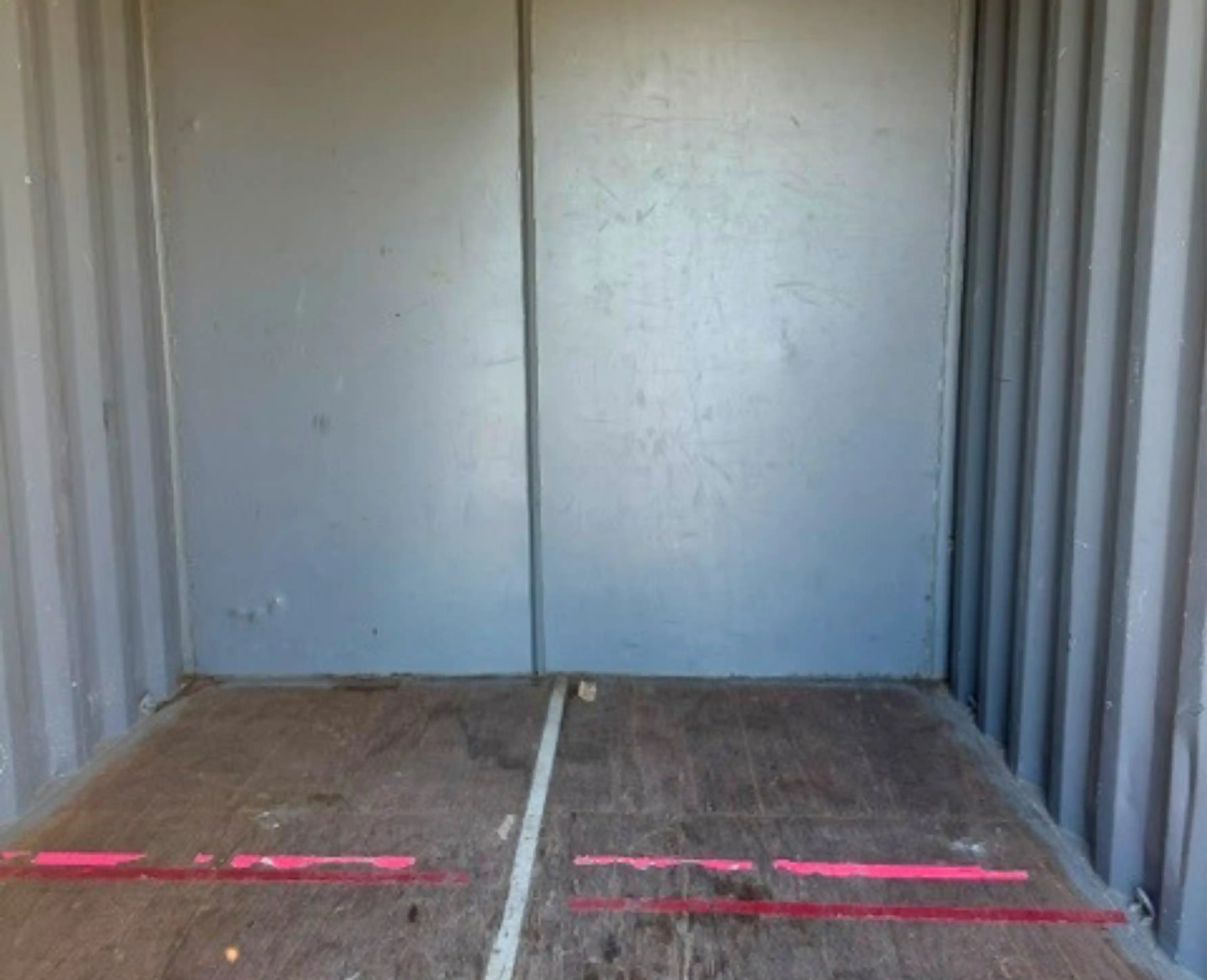 10' Storage Container image 3