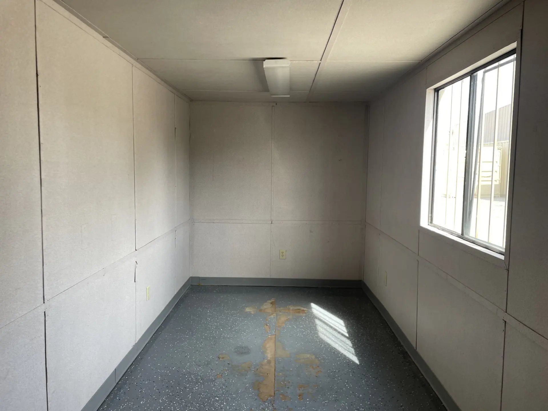 20' Office Container image 3