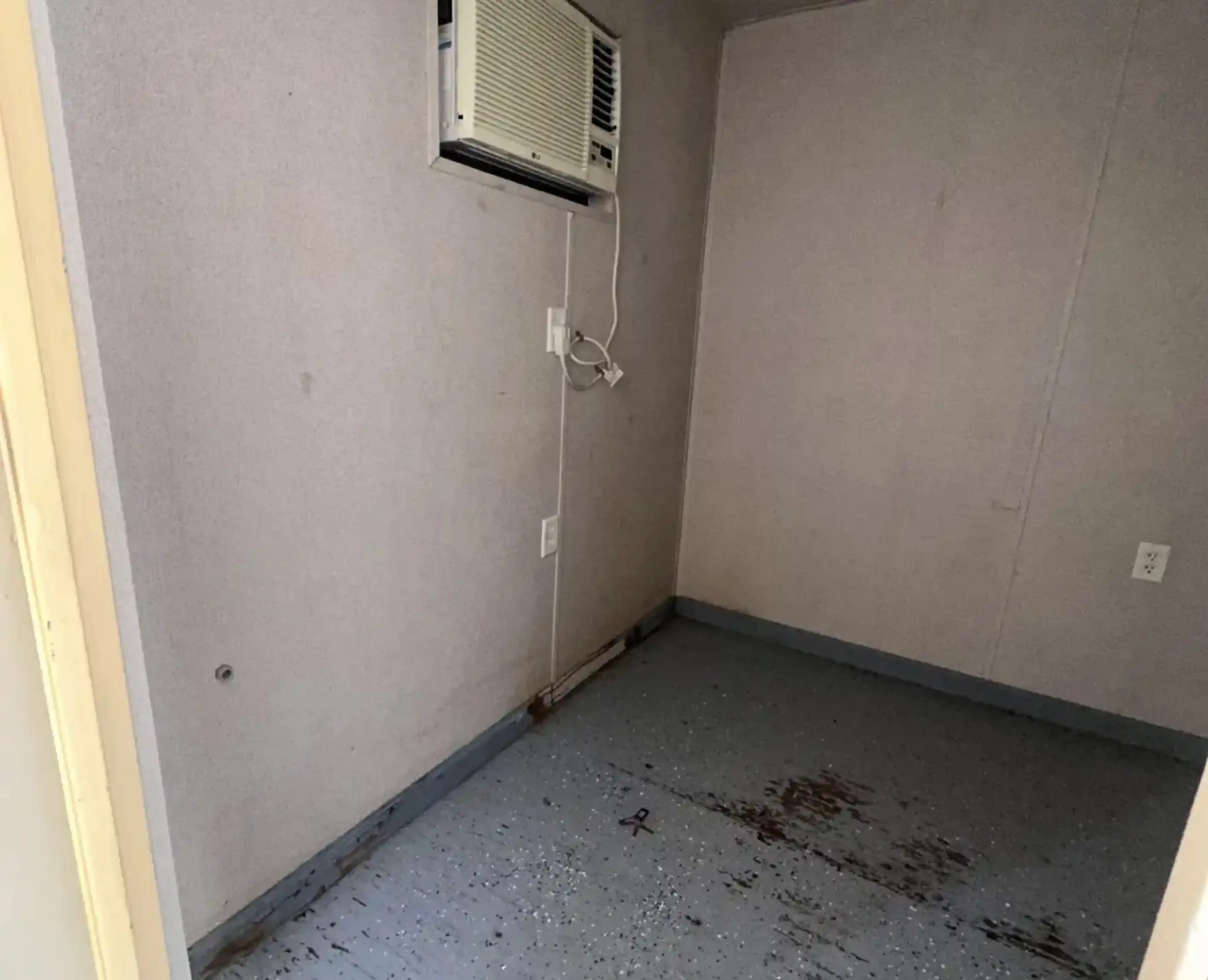 20' Office & Storage Combo image 2