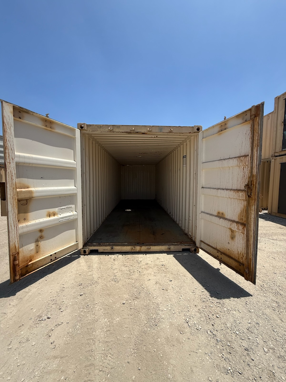24' Storage Container image 5
