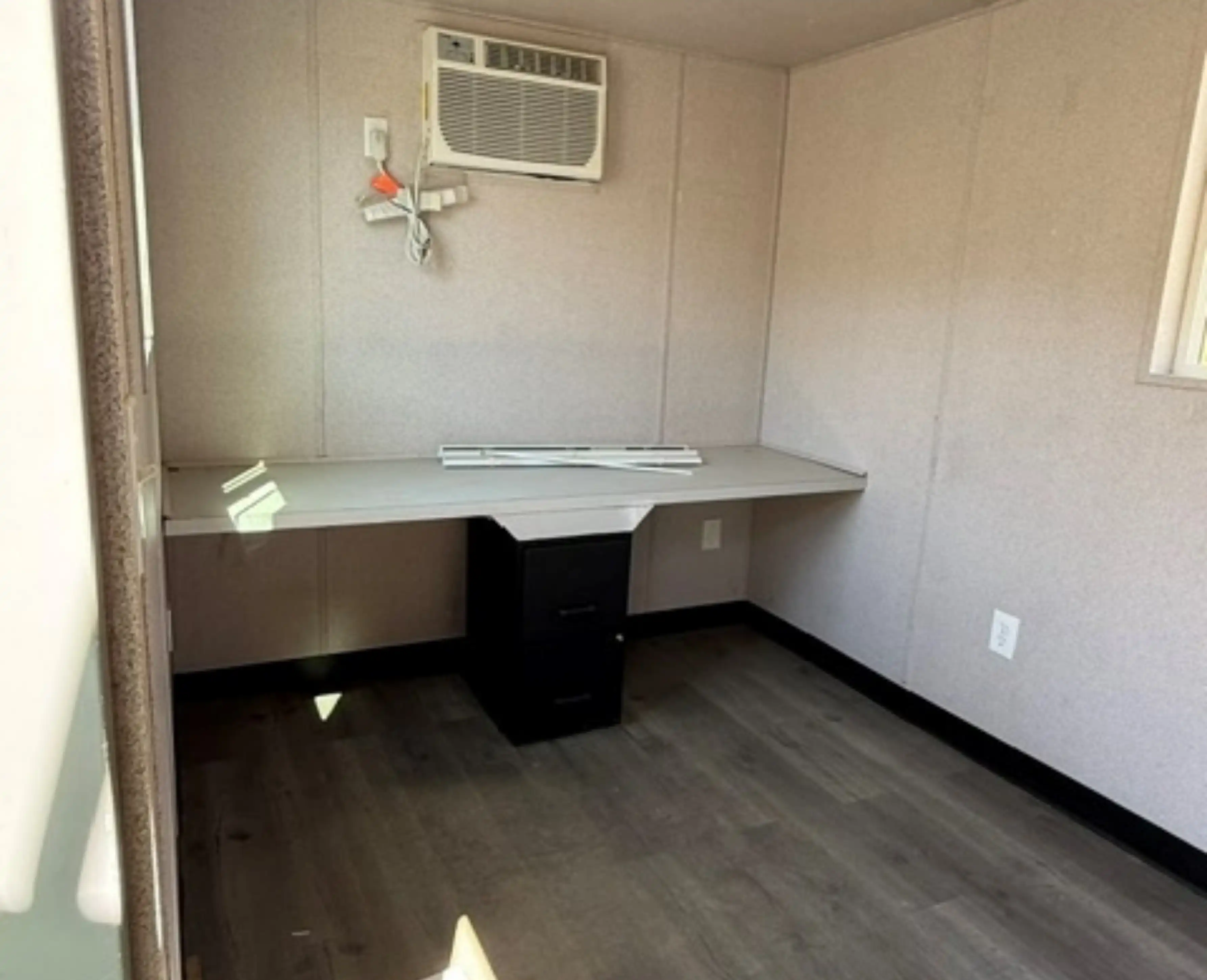 20' Office Container image 2