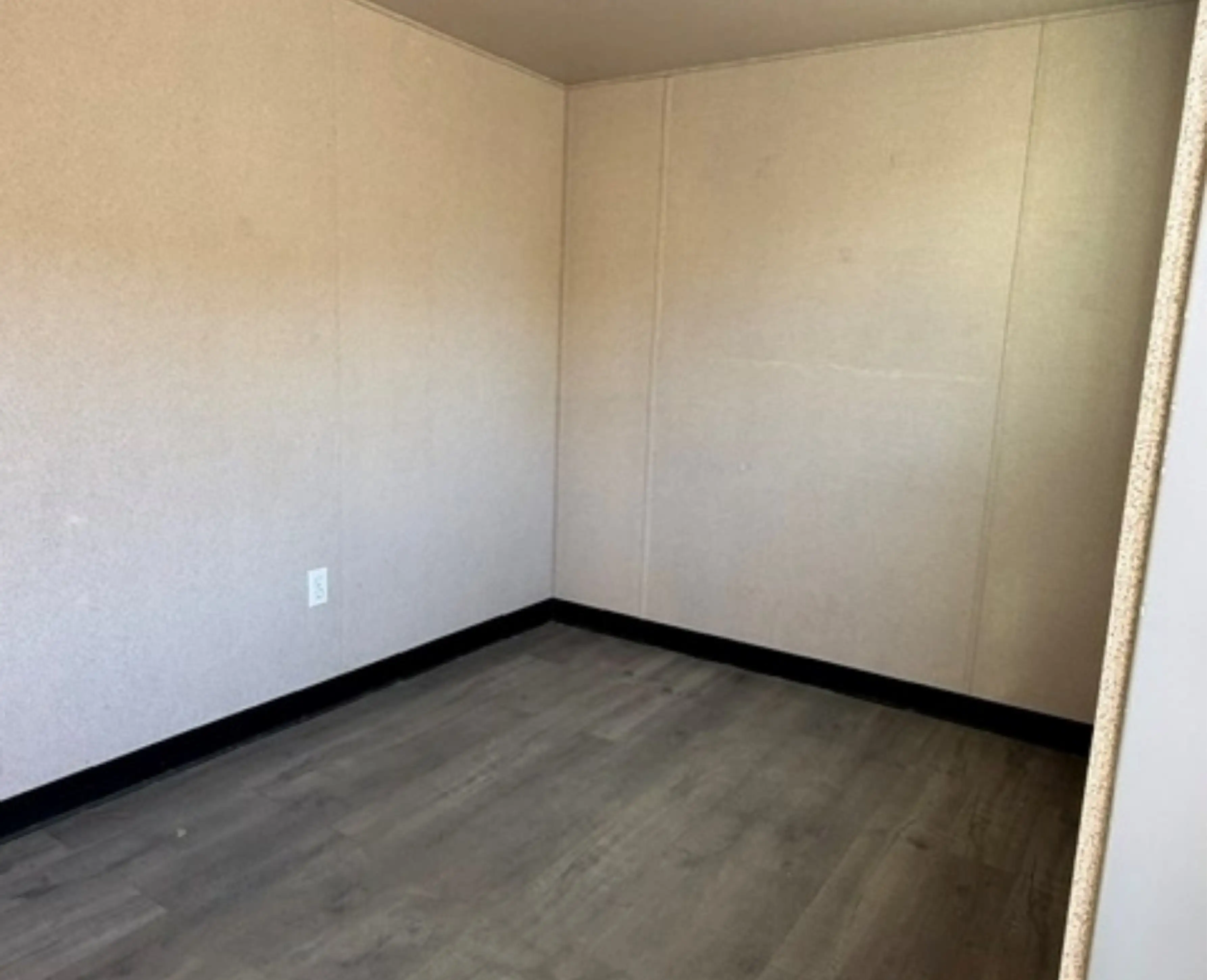 20' Office Container image 3