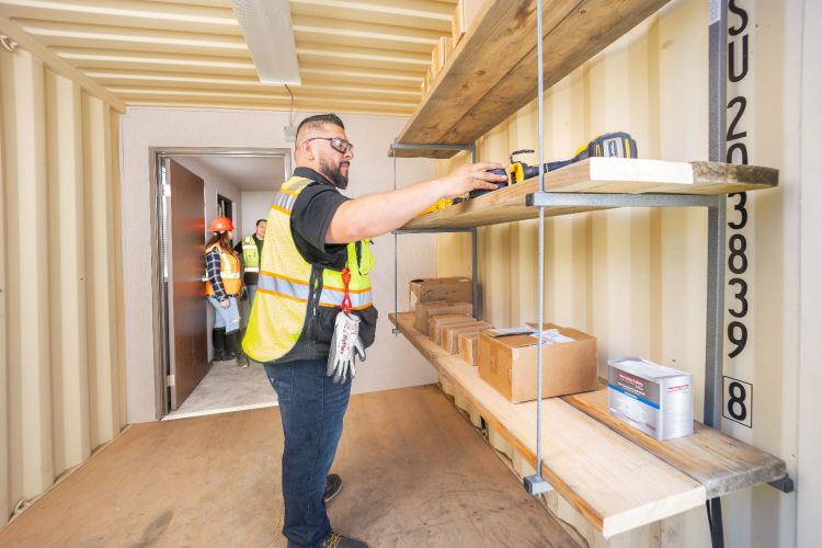 mobile modular portable office shelving