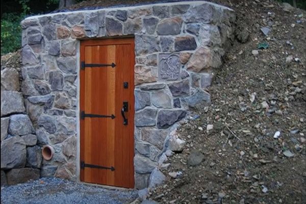 DIY Shipping Container Bunker - Underground Shelter 