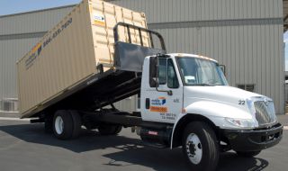 How Can Your Retail Business Benefit from Storage Containers?