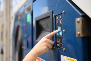 Reefer temperature control for frozen and chilled cargo