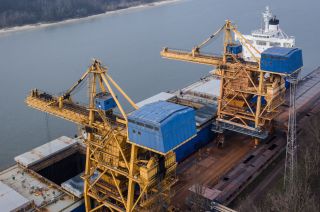 Gantry Crane.jpg