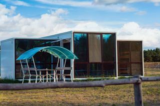 Shipping container house.jpg