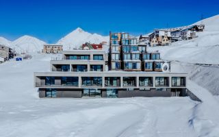 Quadrum Ski and Yoga Resort.jpg
