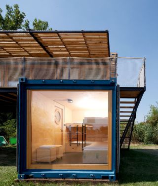 ContainHotel_08.jpg