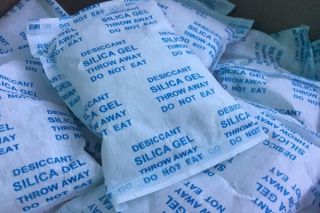 Desiccant silica gel, used for moisture protection